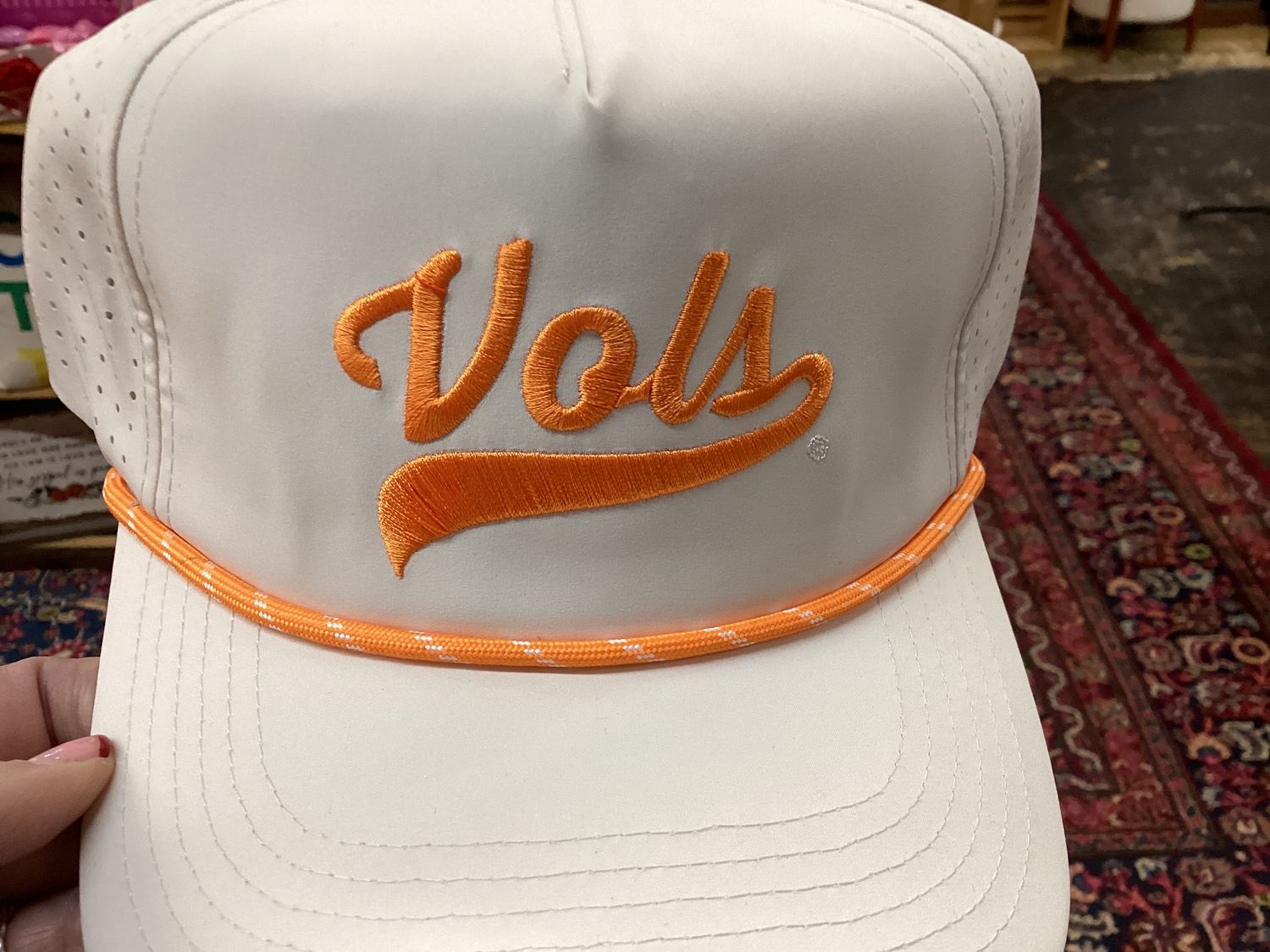 Volunteer Traditions Cream Mesh Vols Script