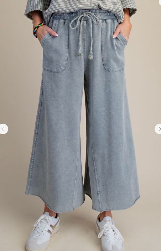 Easel Wide Leg Washed pants - Curvy