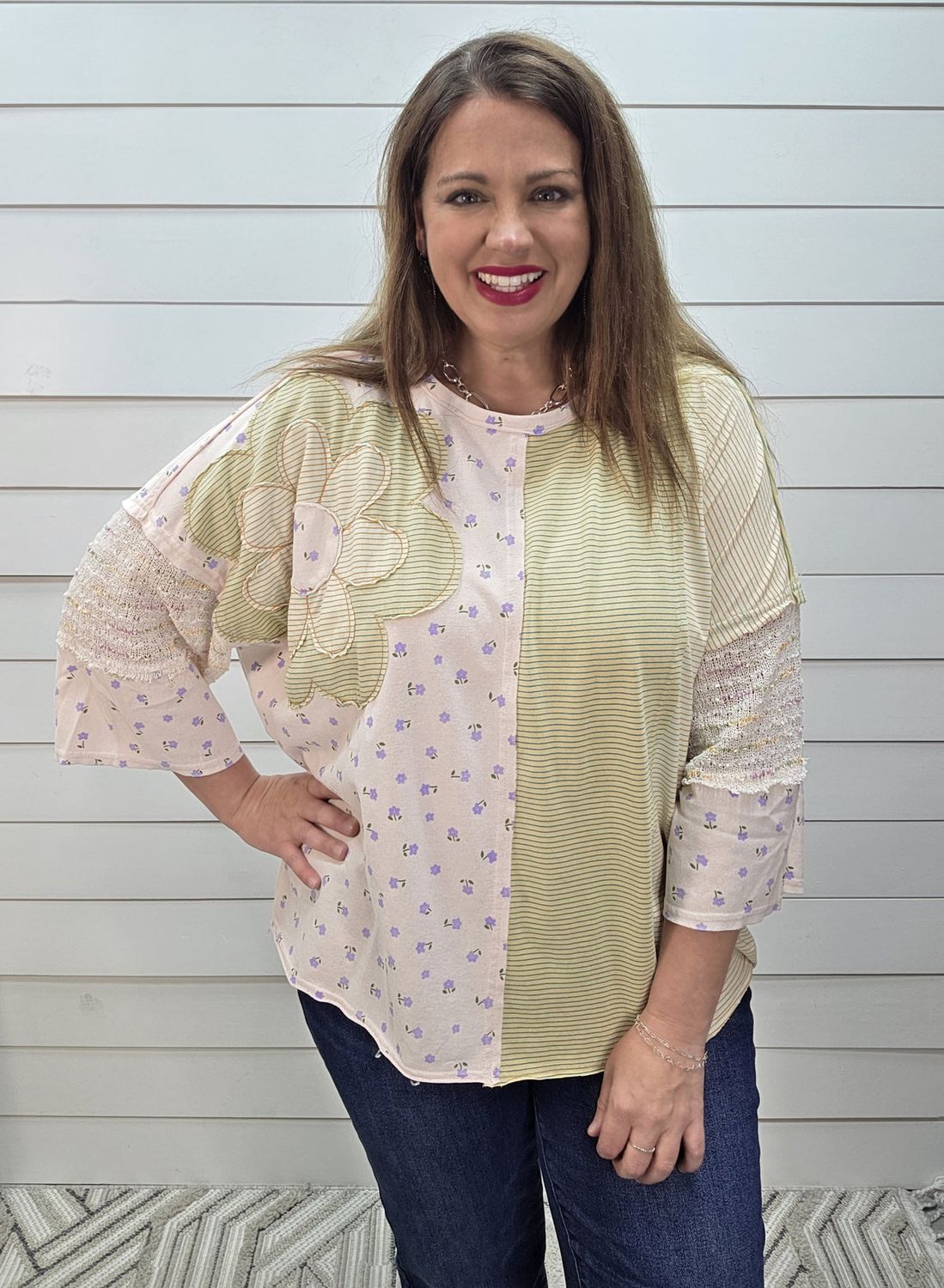 Easel Half Sleeve Print , Color: Banana, Size: S