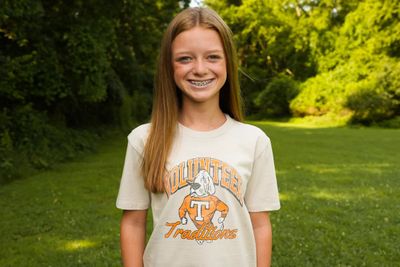 Volunteer Traditions Struttin’ Smokey Kid Graphic Tee