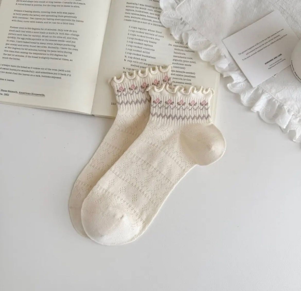 Funkyrel Ruffle Sweet Frill Cuff Crew Socks Khaki