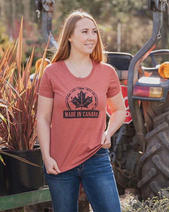 Kindred Coast T-shirts, Design: Made in Canada/Heather Rust, Size: M, Style: Women's