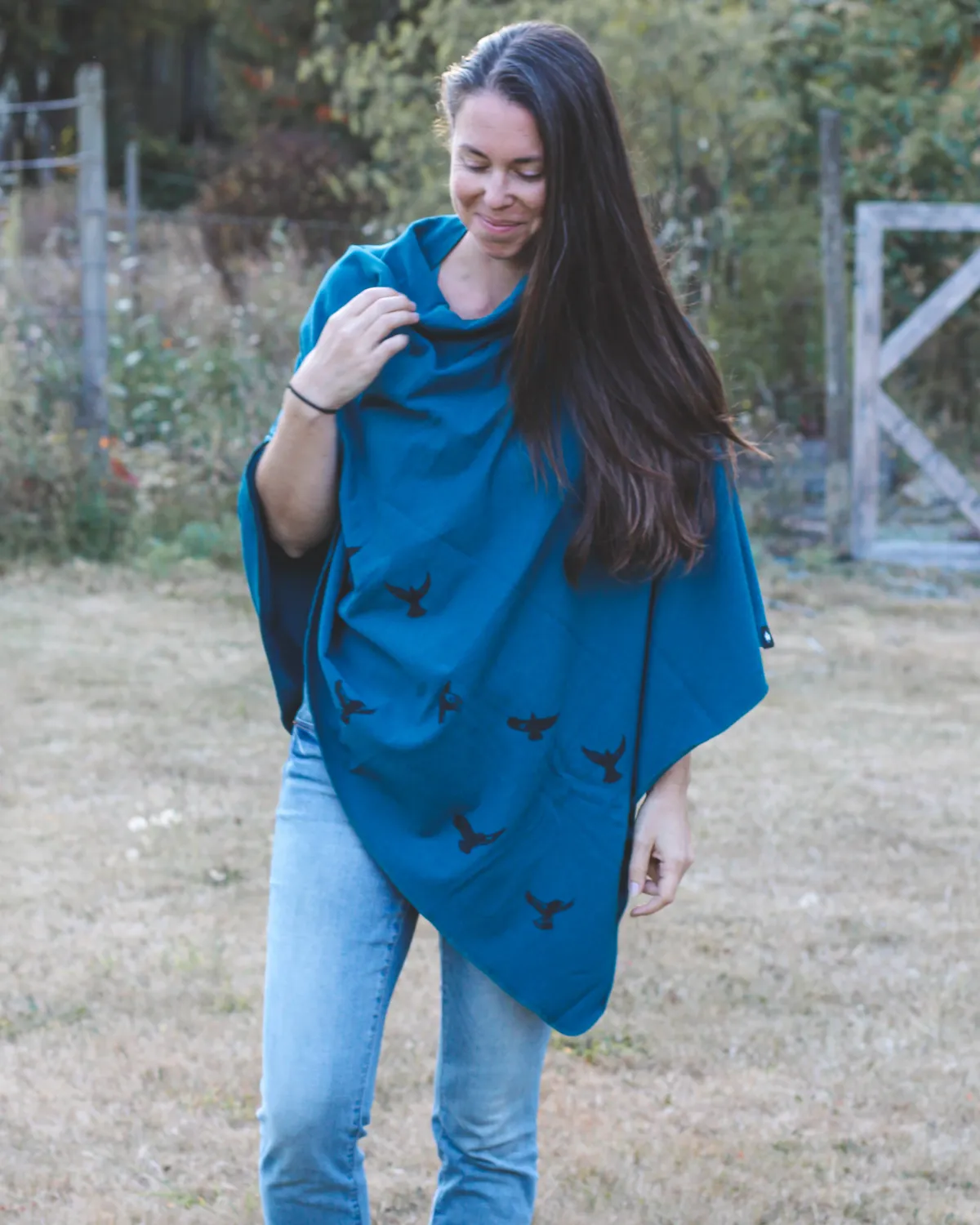 Kindred Coast®  Ponchos, Design: Birds/Heather Teal Blue