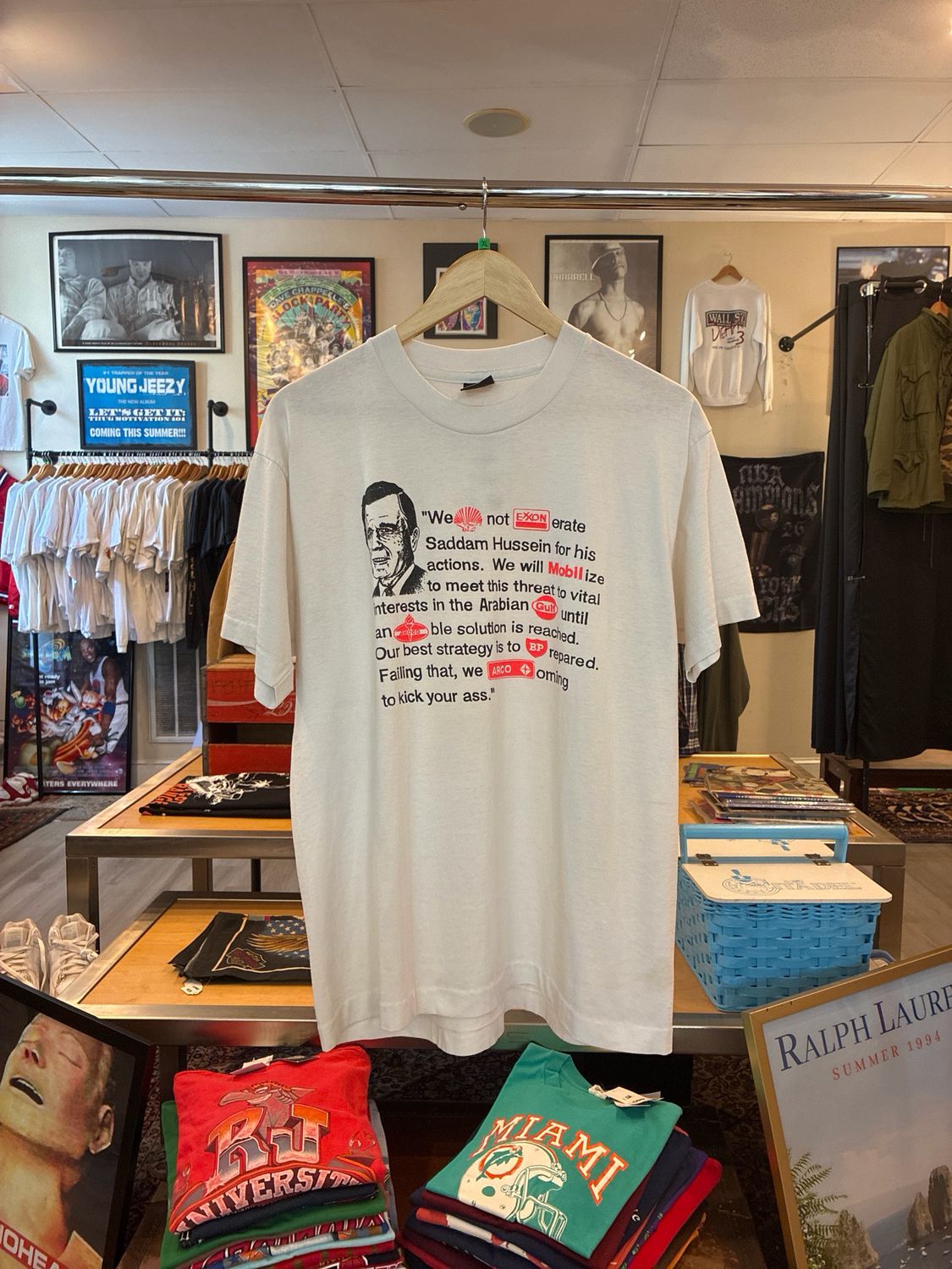 We Shell Political Tee sz. XL