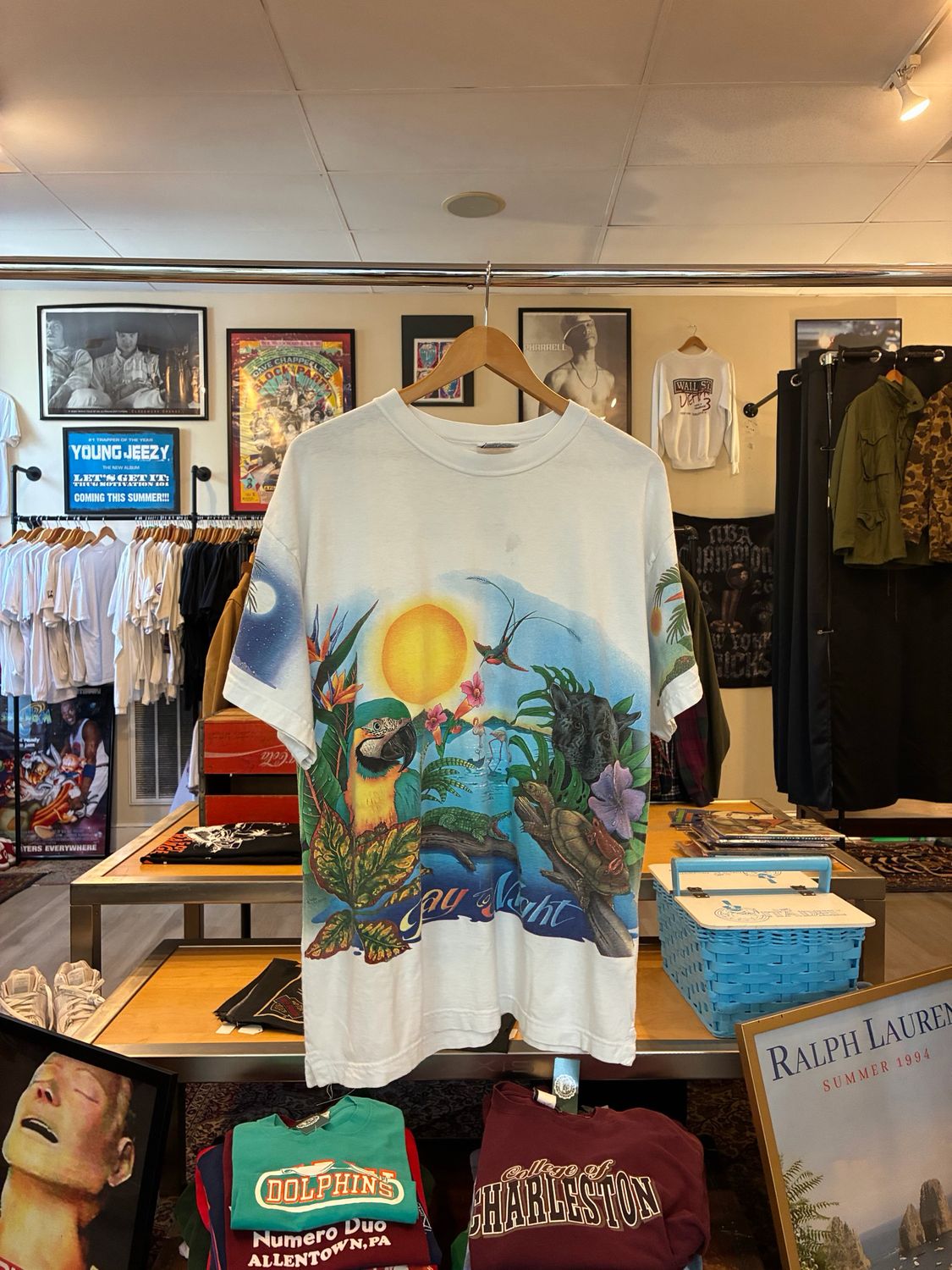 Nature “Day To Night” Wrap Around Tee sz. XL