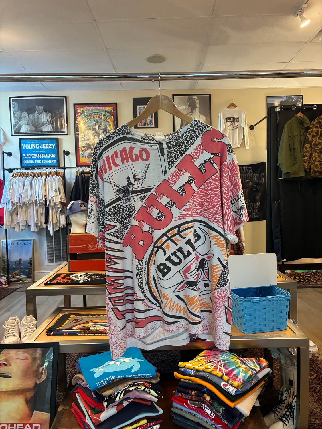 90s Chicago Bulls AOP Tee sz. XL/XXL