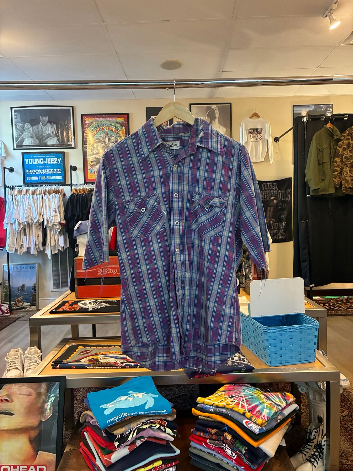 Madison Cutoff S/S Button Up sz. M