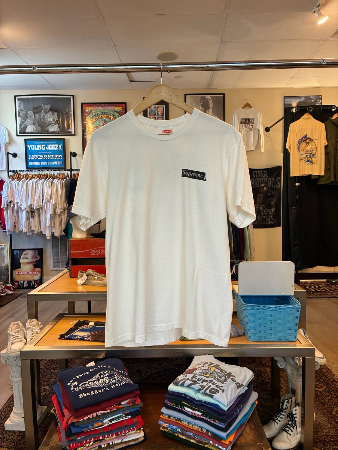 Supreme “World” Tee sz. M