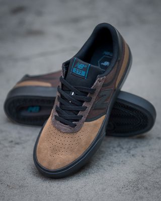 New Balance 272 - Brown