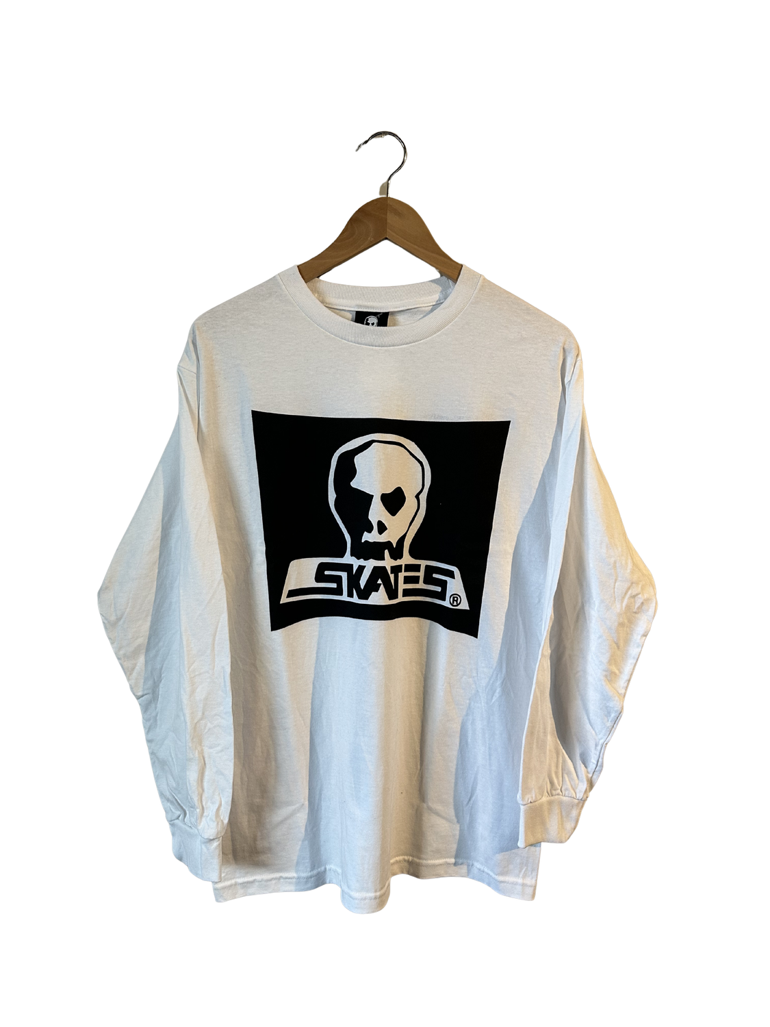 Skull Skates Surf Box Burbs L/S Tee - White
