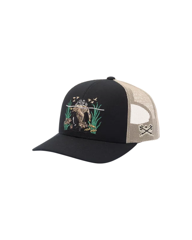 Dark Seas Bashford Trucker - Black