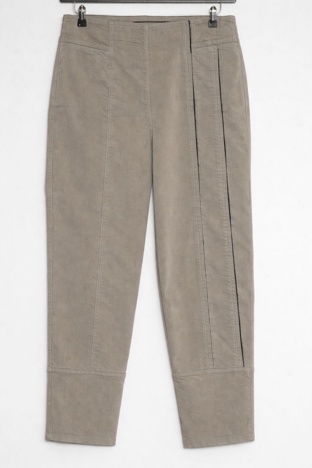 Annette Gortz- Nia Annette Gortz- Nia