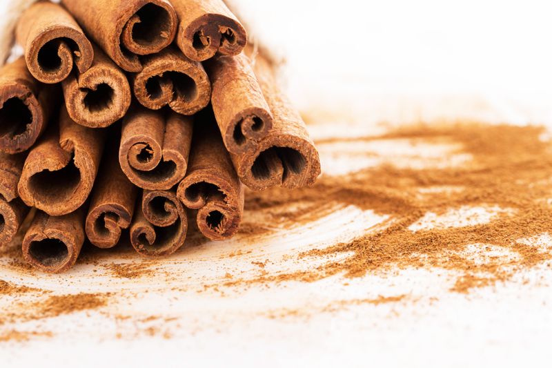 Cinnamon Korinjti