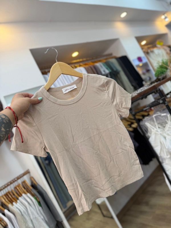 Remera básica