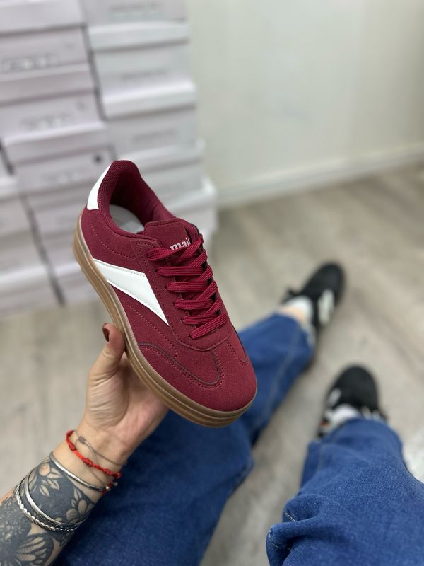 Champion red