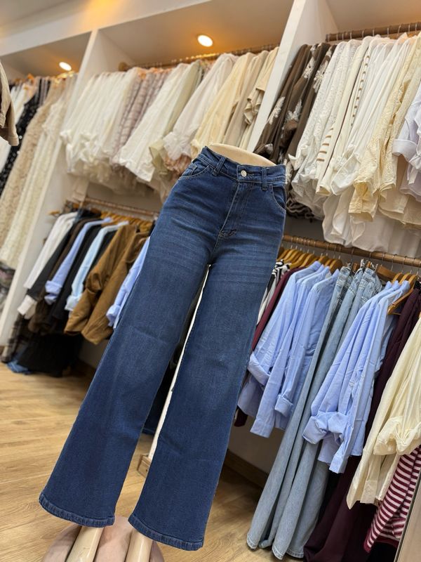 Wide leg Rebel