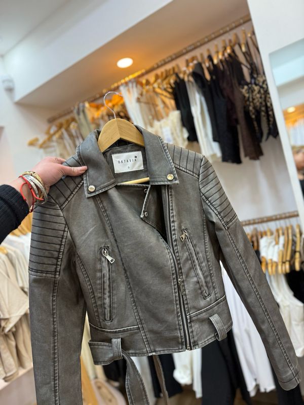 Chaqueta eco cuero 🔥
