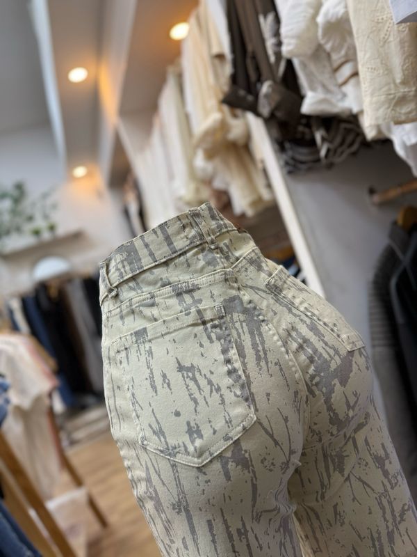 Wide Leg Uvita