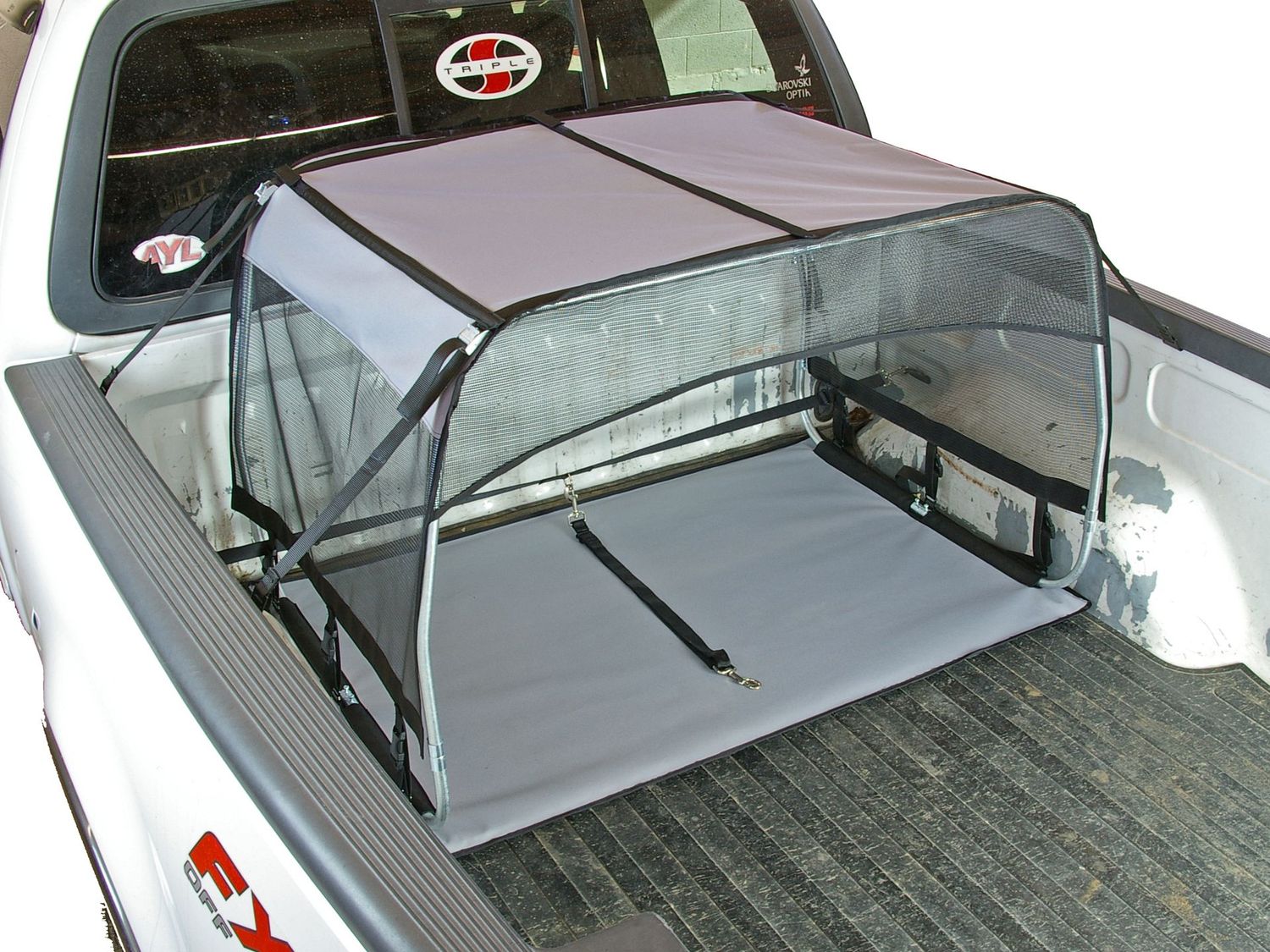 Bushwhacker - K9 Canopy w/Pad and Tether for Truck Bed Dog Shade