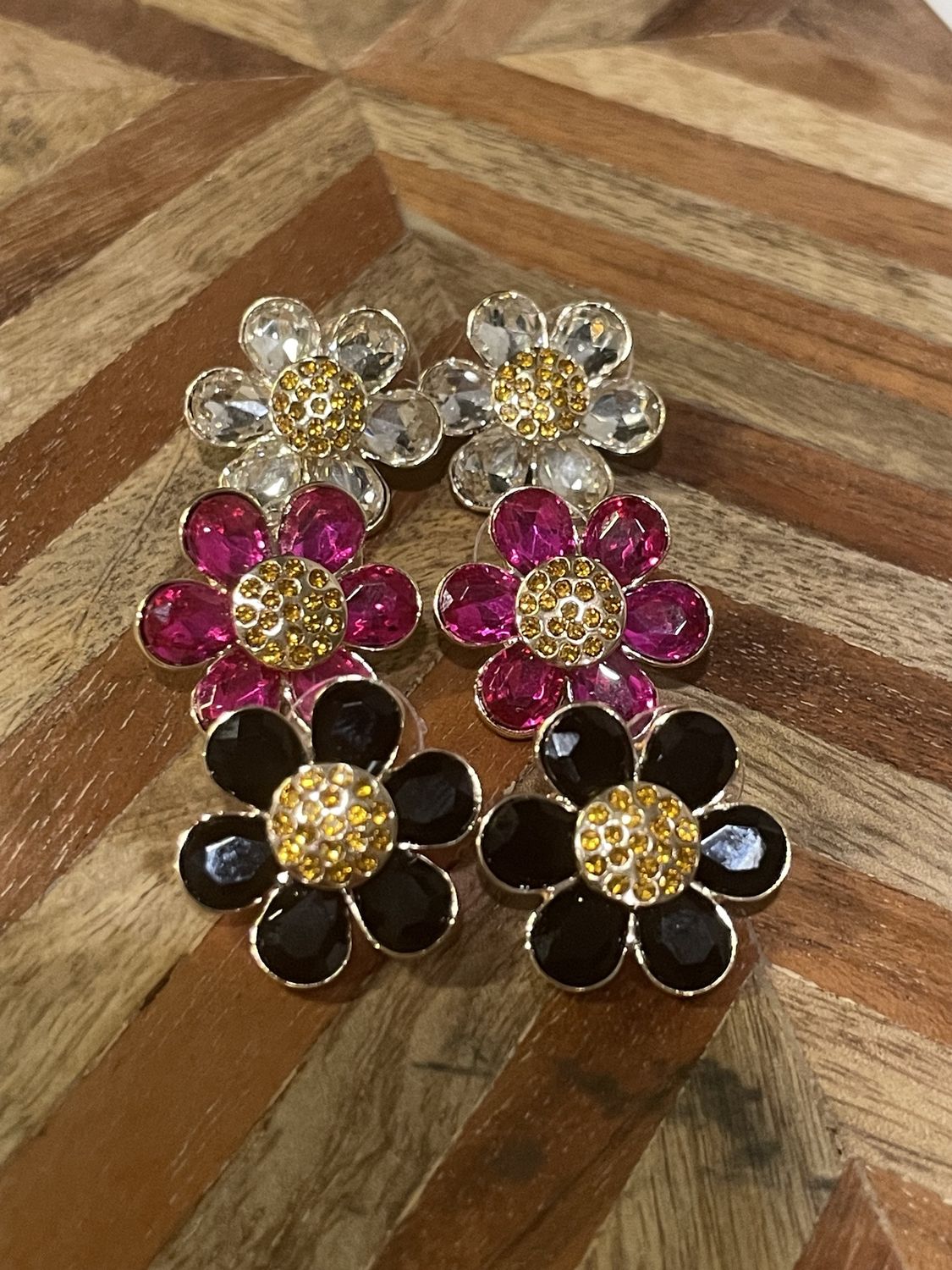 Color Petals And Golden Bud (Flower) Stud Earrings