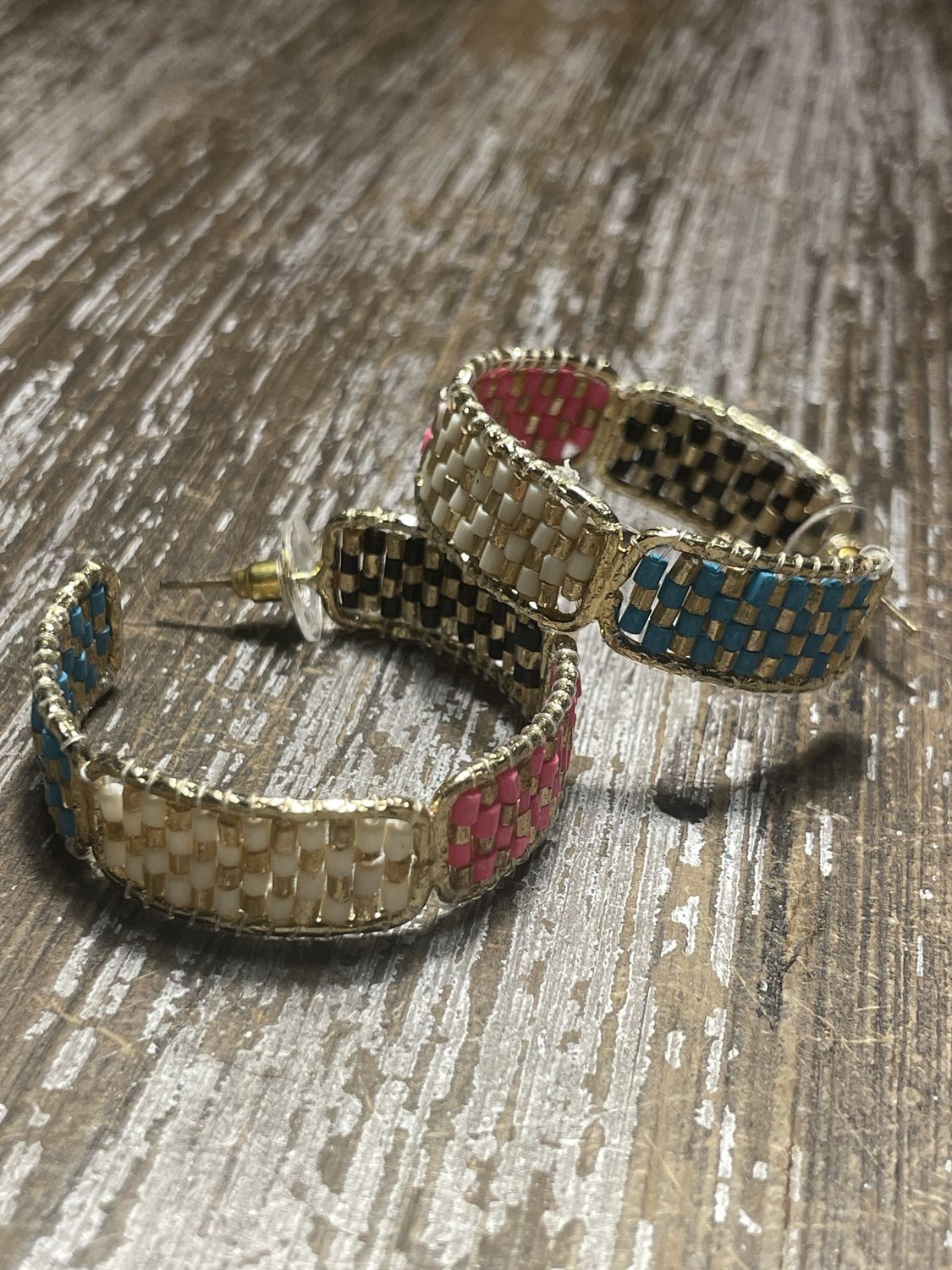 Check Pattern Beaded Hoop Earrings (Multi Color)