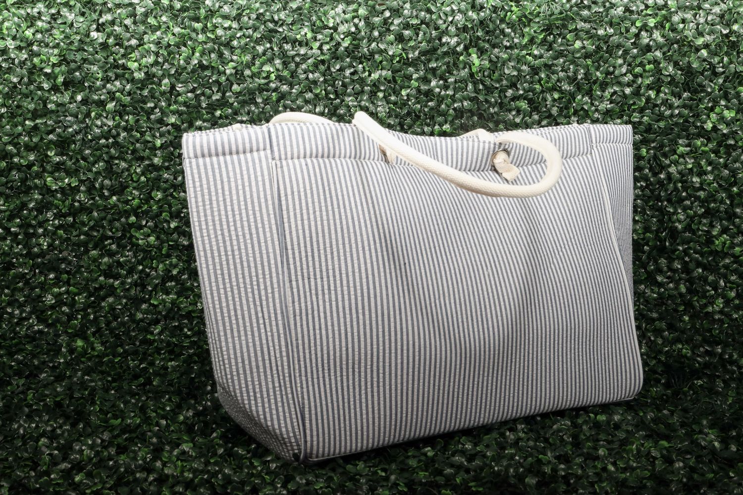 Seersucker Jumbo Beach Bag
