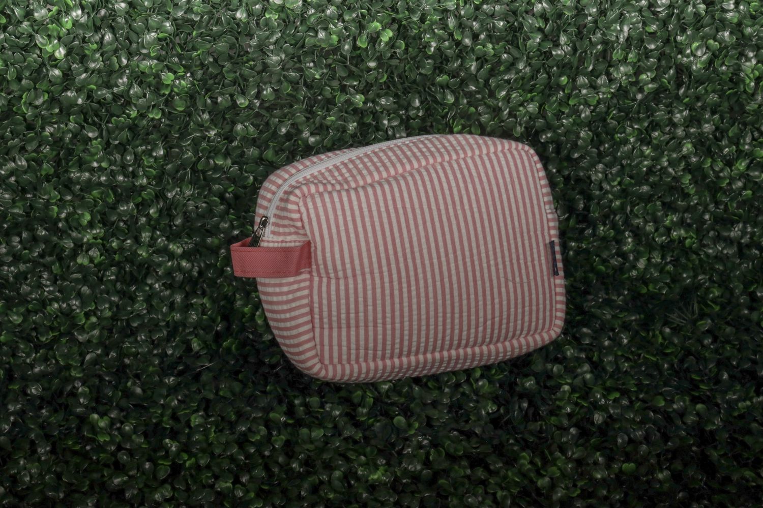 Pink Seersucker Toiletry/Make-up Bag (larger)