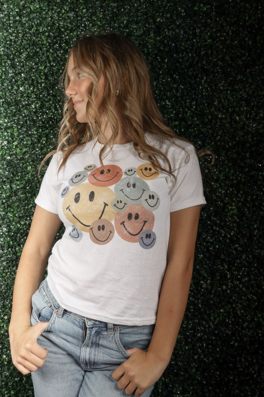 (Mini Me) Smiley White Distressed Tee