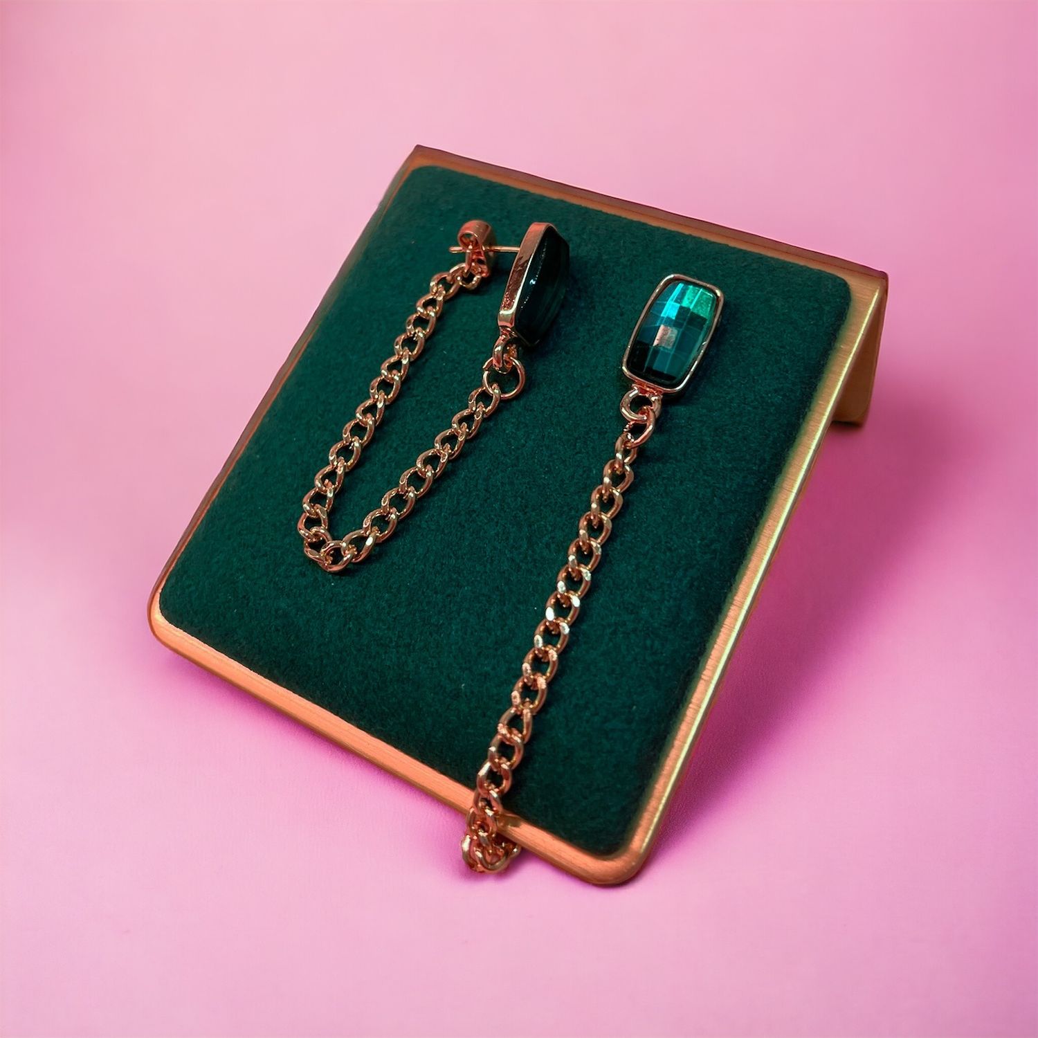 Take A Glimpse Earrings