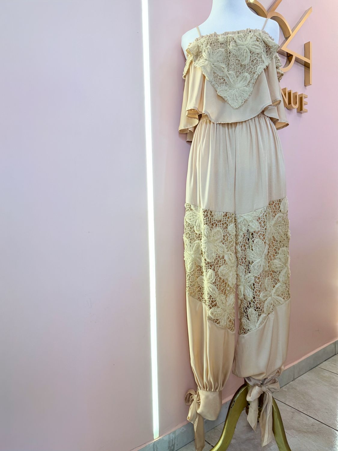 Villa Romance Set