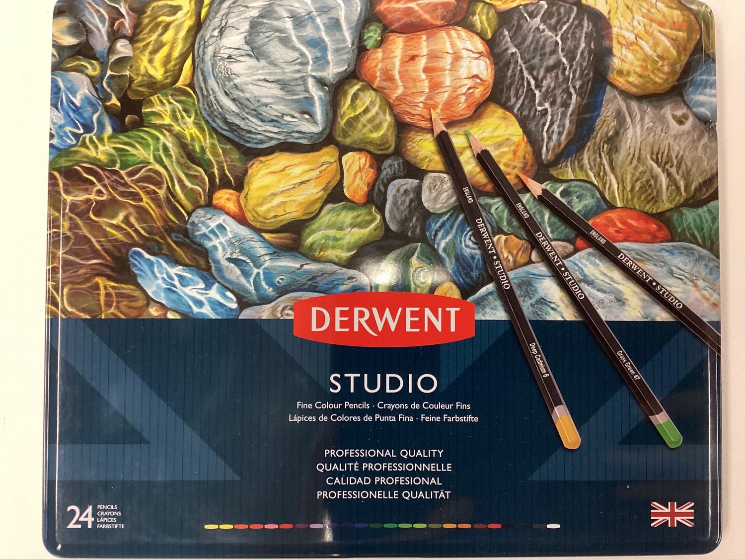 Derwent STUDIO Tin 24
