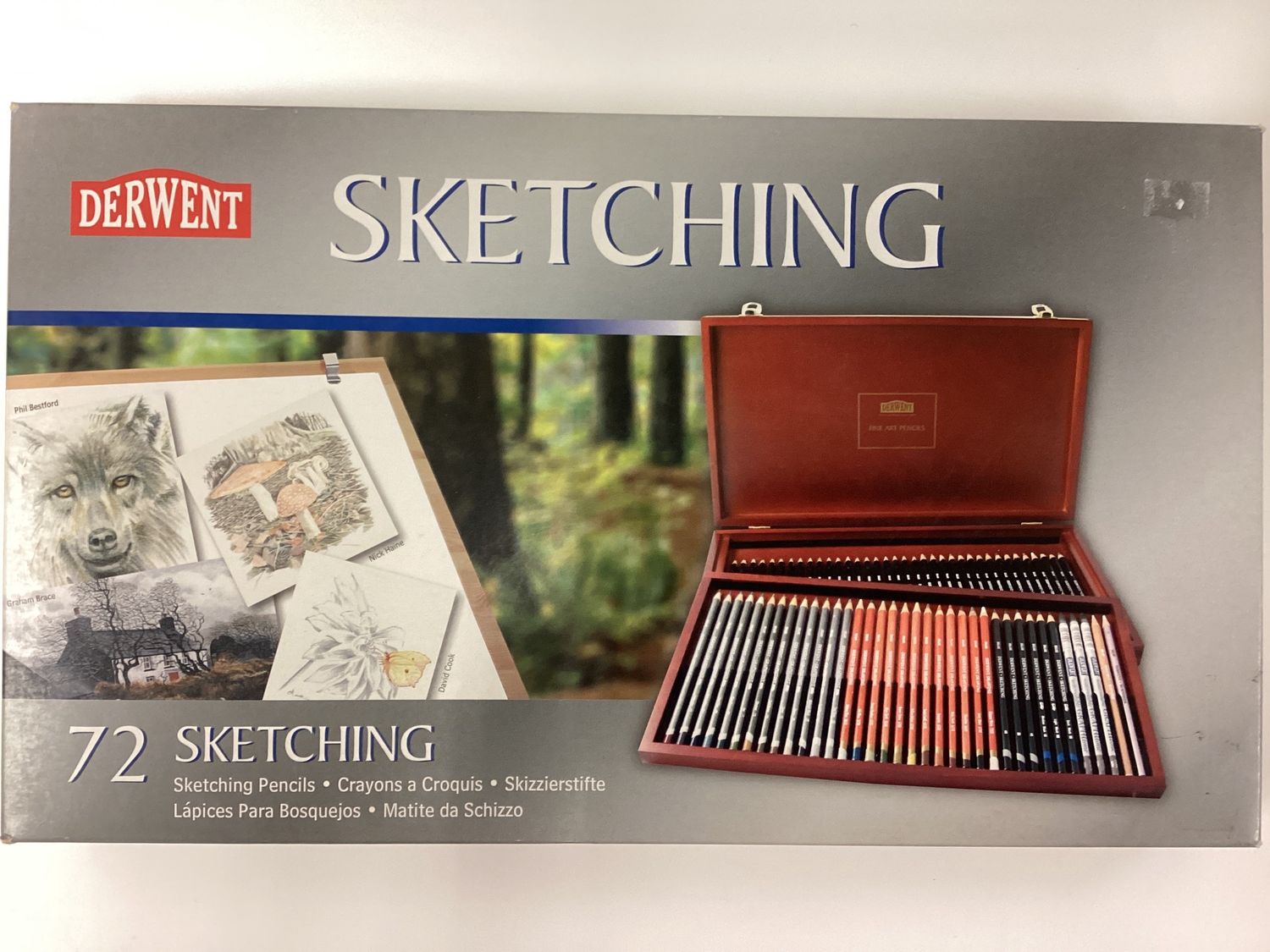 DERWENT SKETCHING PENCILS WOOD BOX SET 72