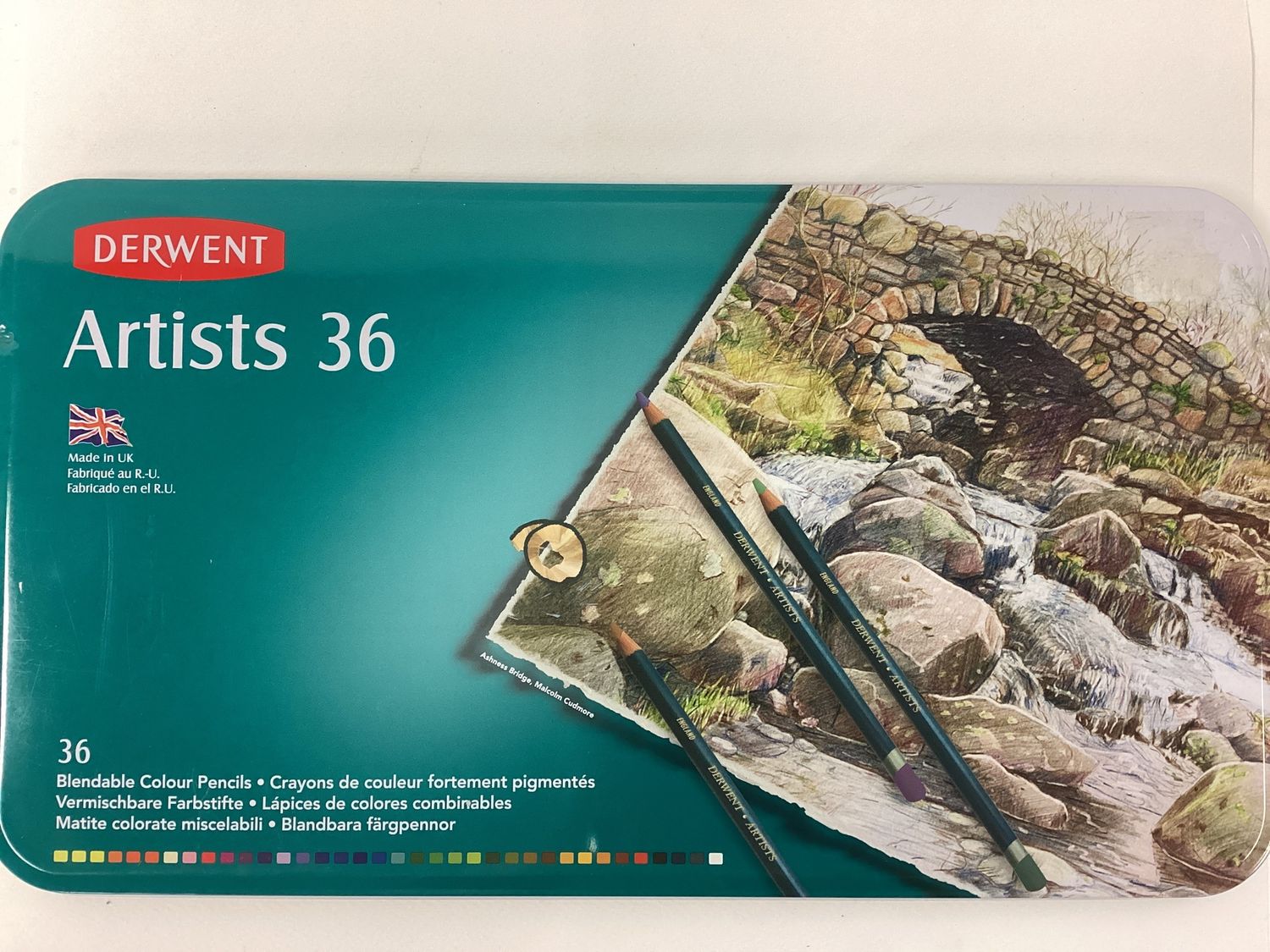 Derwent ARTISTS Tin 36
