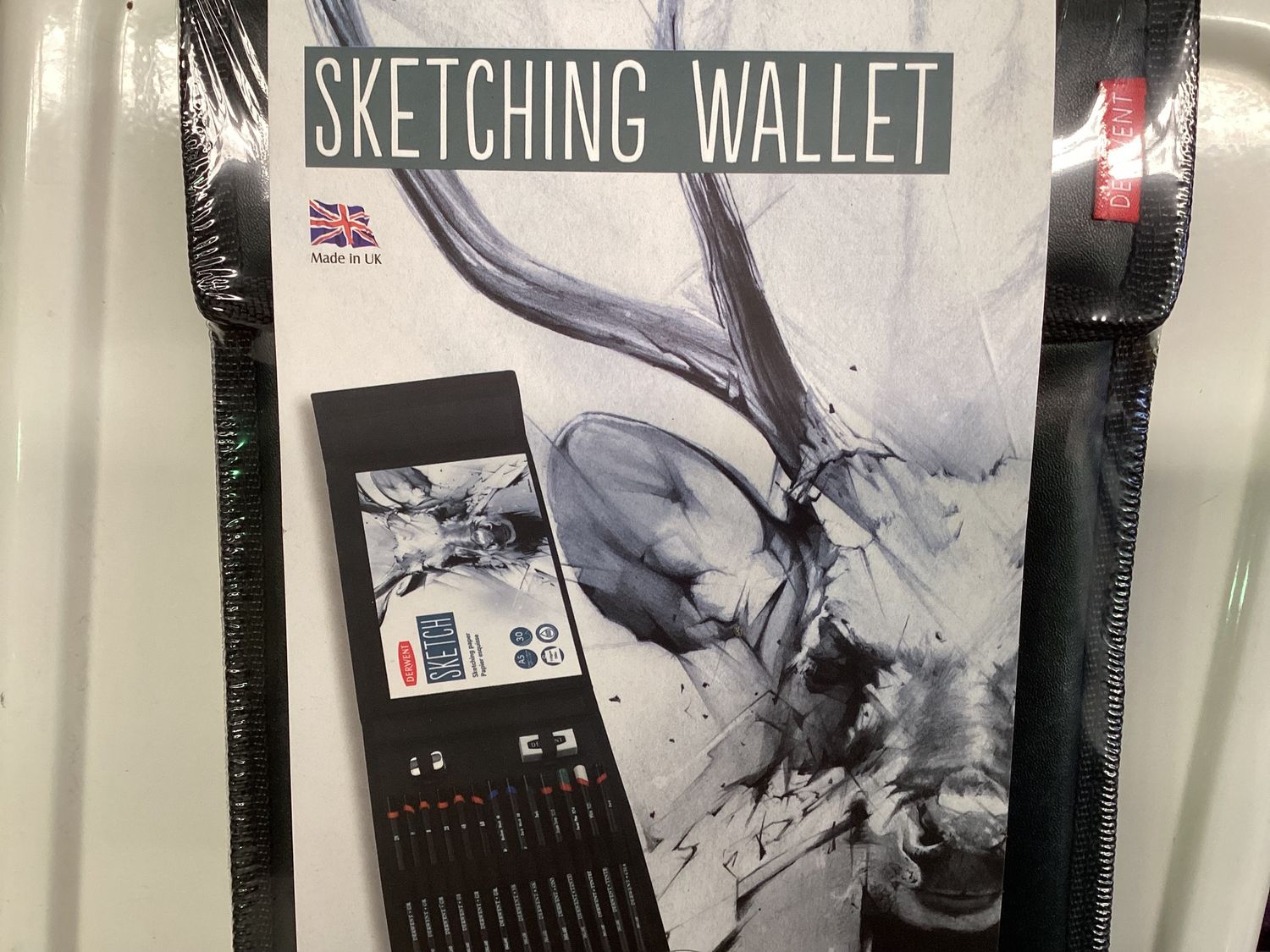 DERWENT Sketching Wallet 17pc