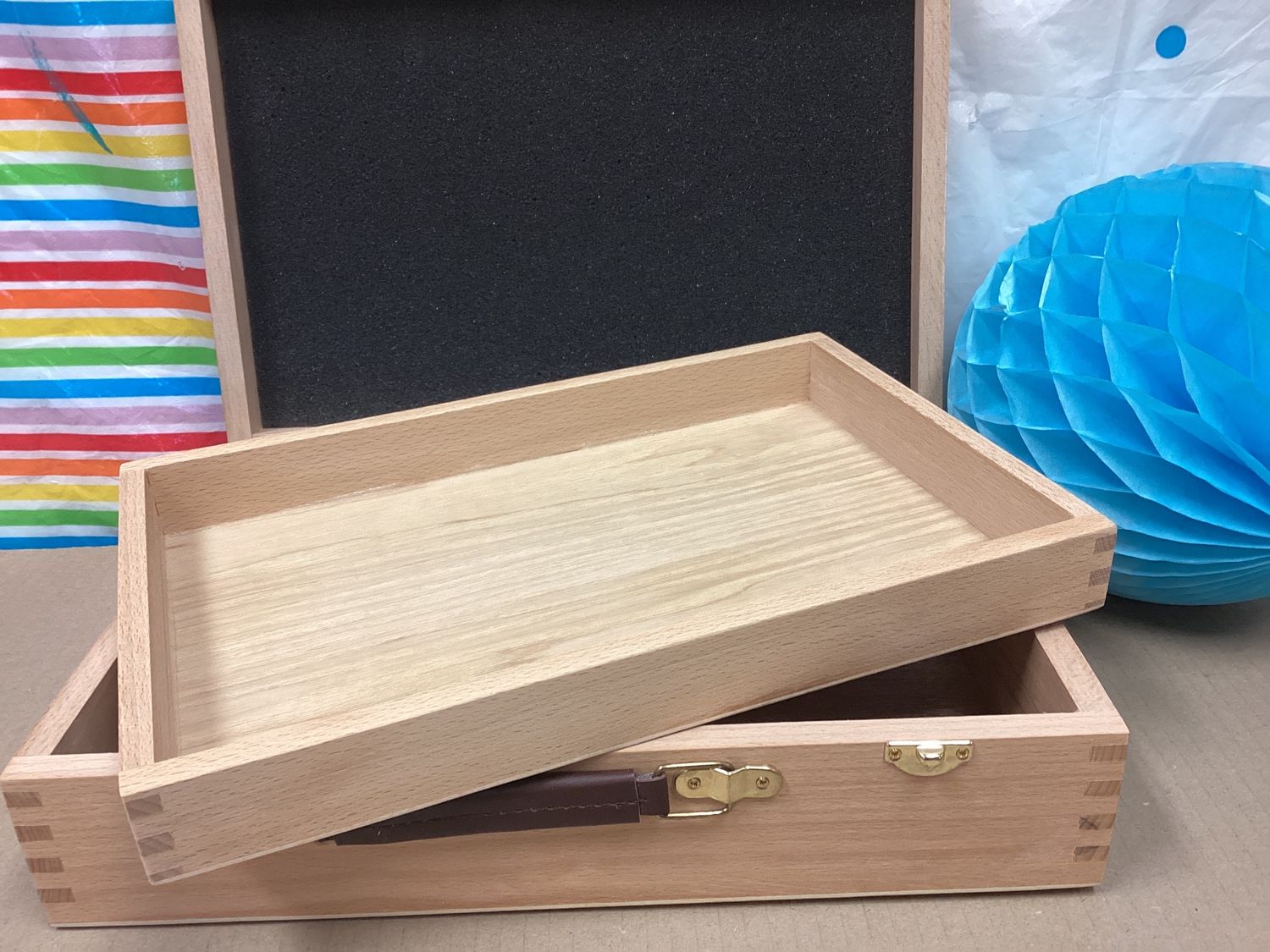 Woodbox Emptywith storage tray