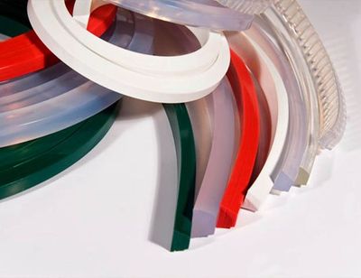 Nastri monolitici e cinghie tonde e trapezoidali