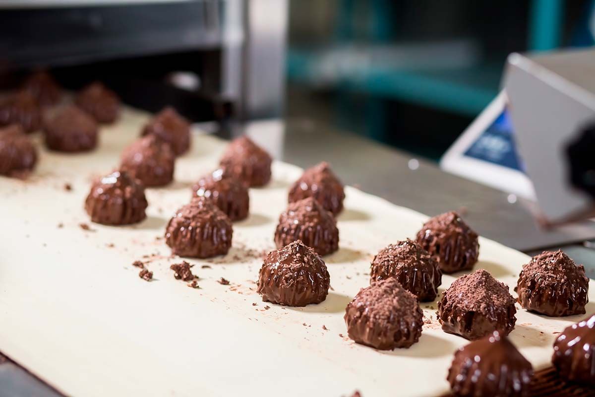 NASTRI TRASPORATORI PER LA LAVORAZIONE DEL CIOCCOLATO