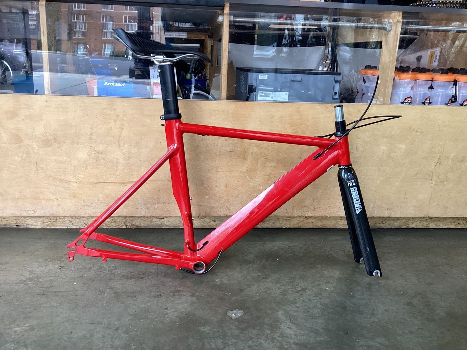 Red Road Frameset