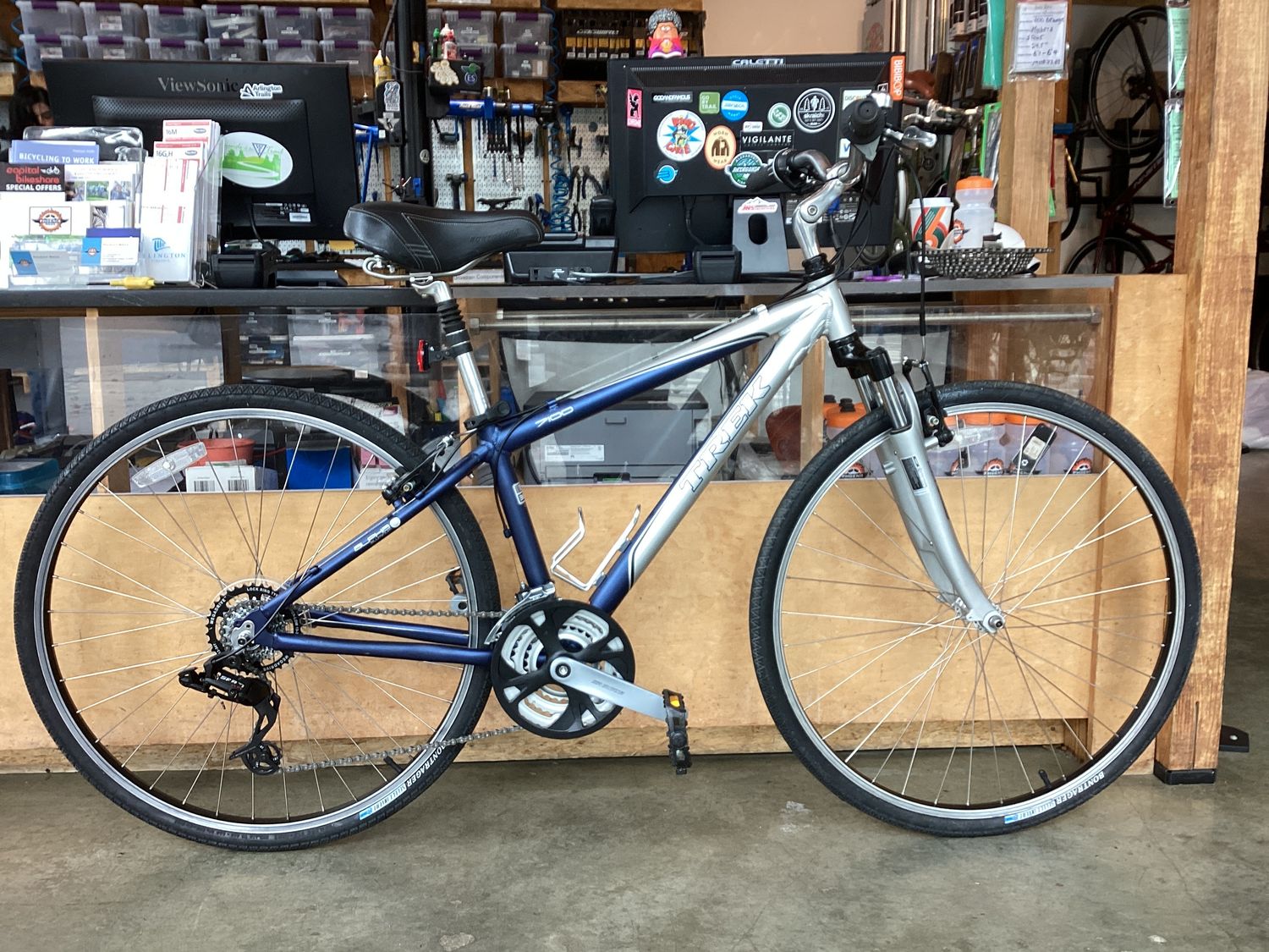 Trek 7100