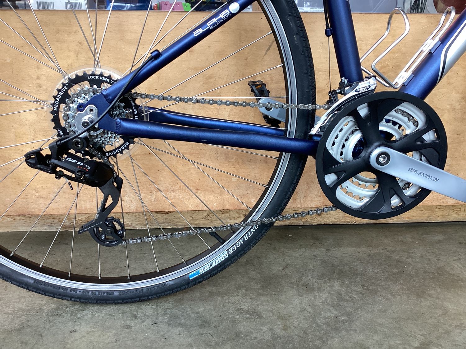 Trek 7100