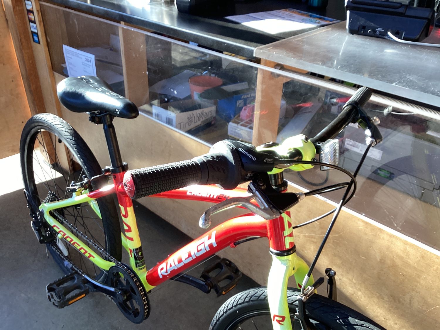 Raleigh Cadent 24