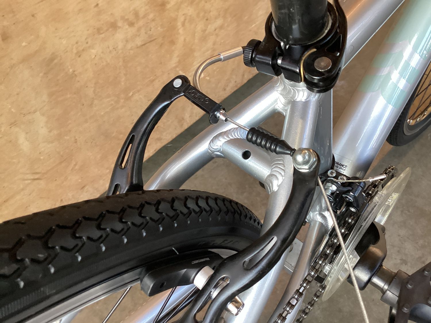 Lark Performance Bike