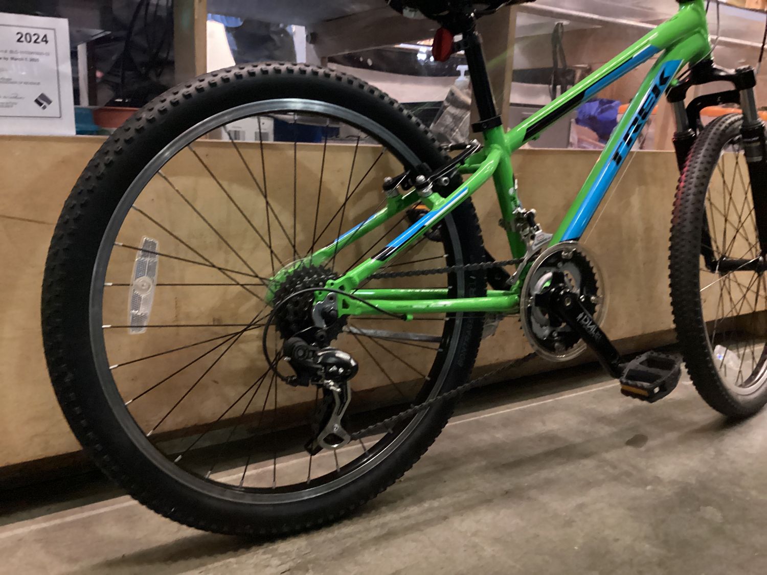 Trek MT220