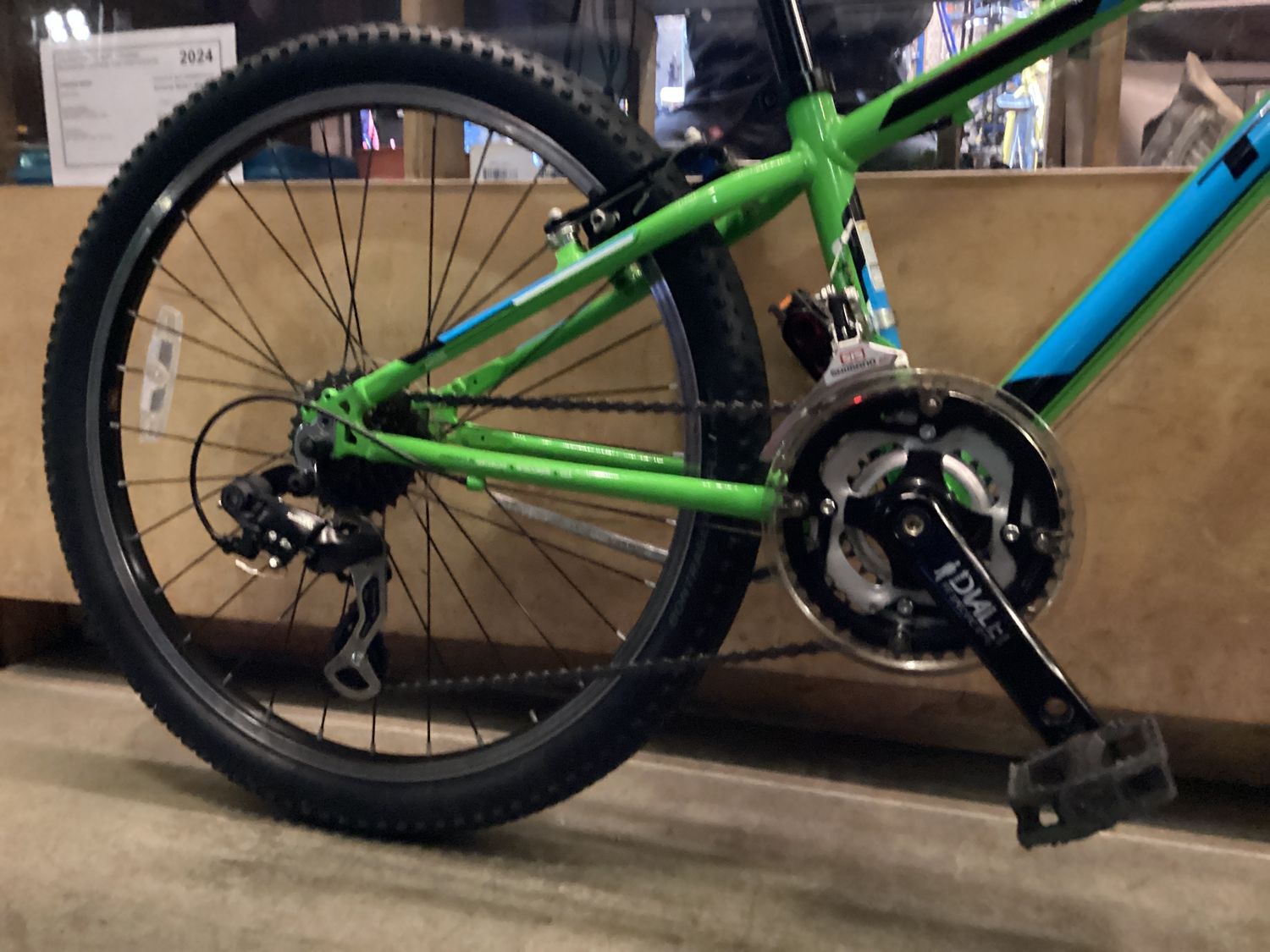Trek MT220