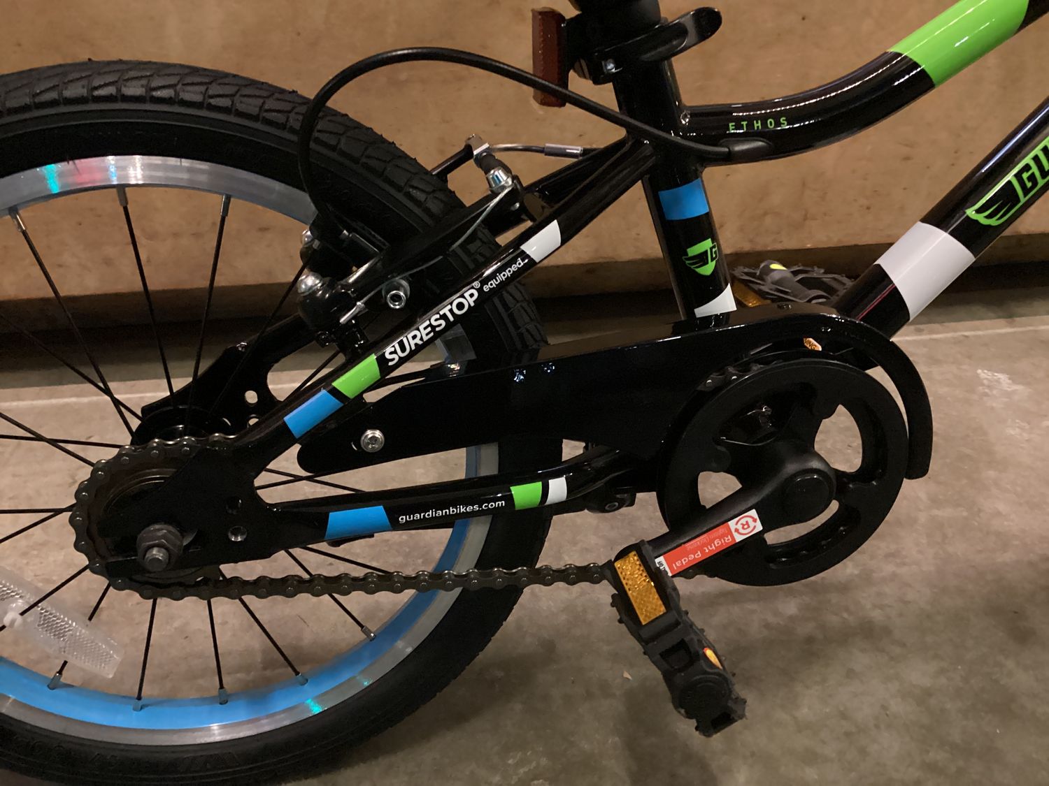 Guardian Ethos Black/Blue/Green 16