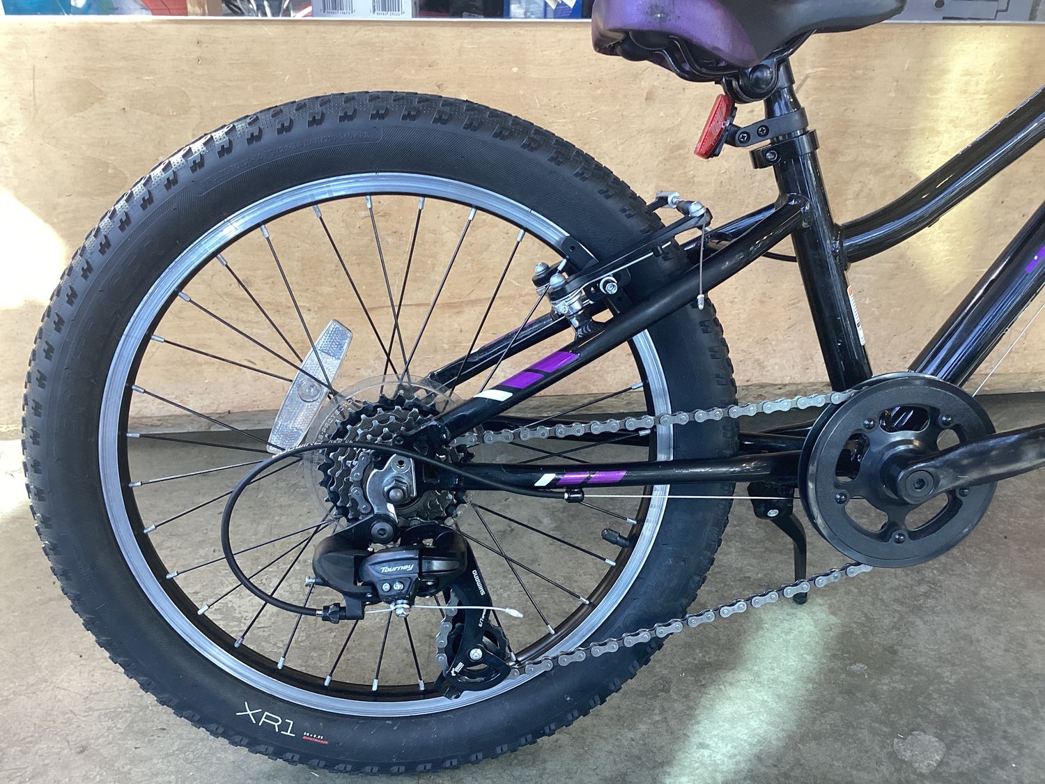 Trek precaliber black/purple