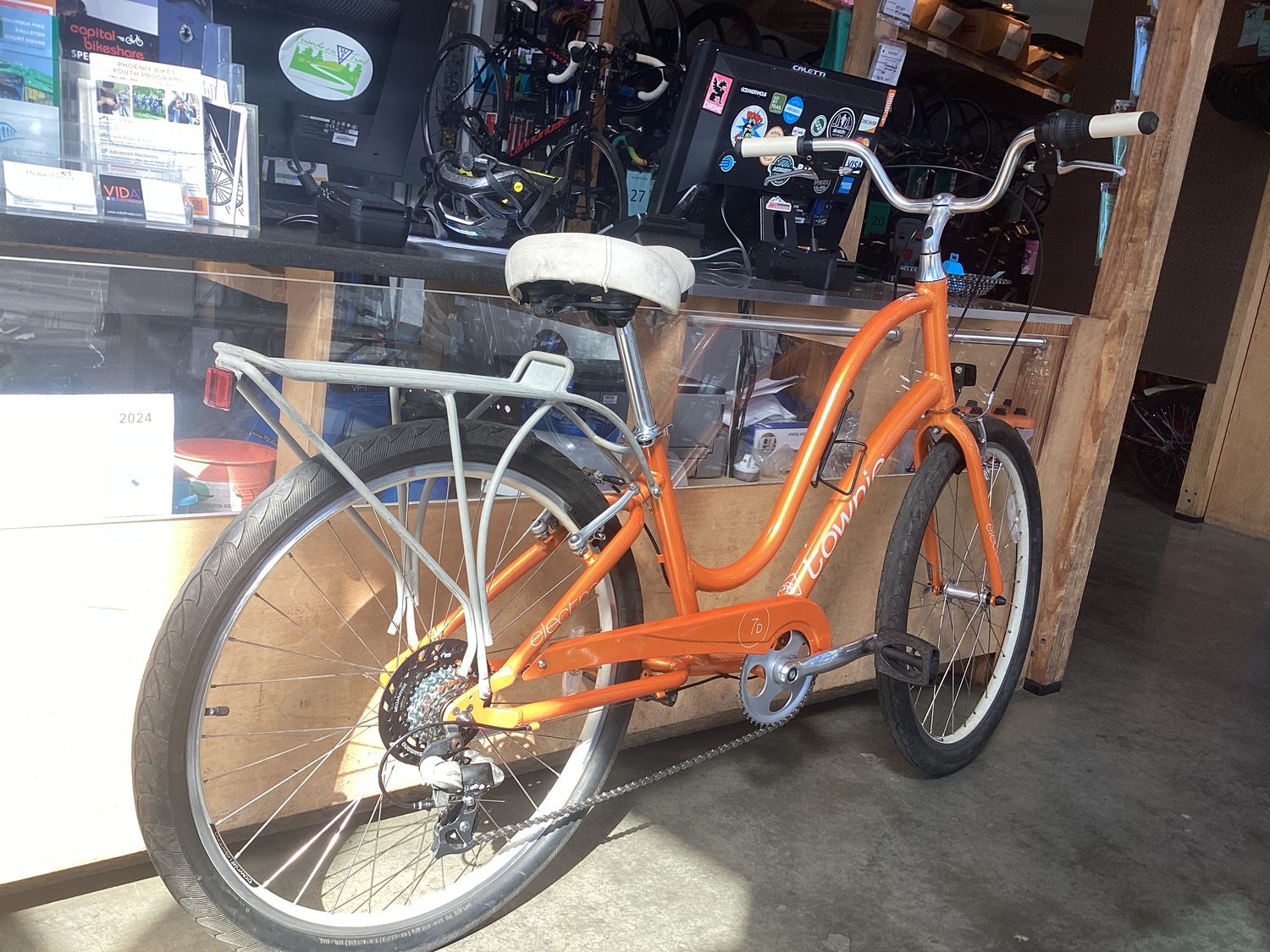 Electra Townie Peach