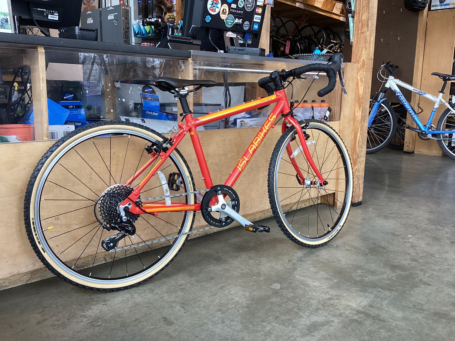 Islabikes Luath 24