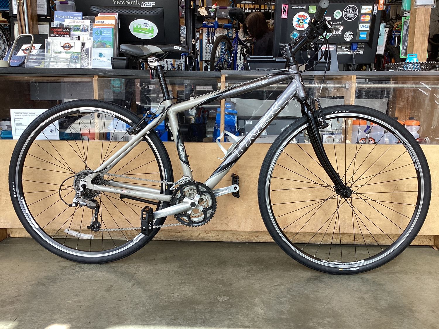 Trek 7500FX