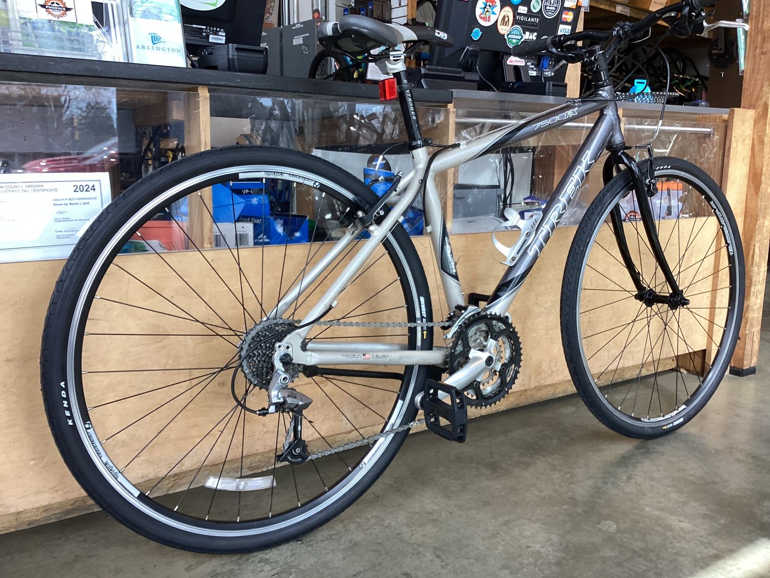 Trek 7500FX